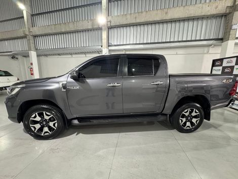 Toyota Hilux CD SRX 4x4 2.8 TDI 16V Diesel Aut.