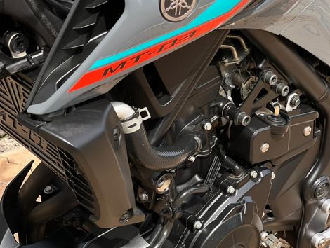 YAMAHA MT-03 321/ABS