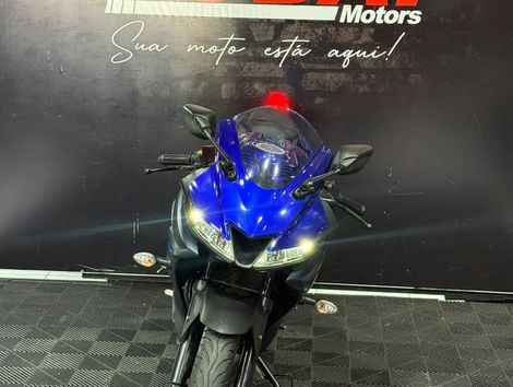 YAMAHA YZF R-15 155 ABS