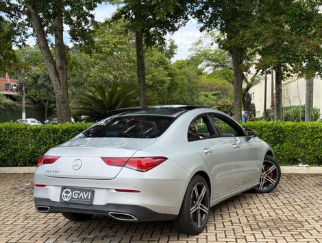 Mercedes CLA-250 2.0 16V TB Aut.