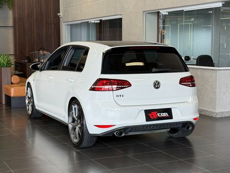 VolksWagen Golf GTi 2.0 TSI 220cv Aut.