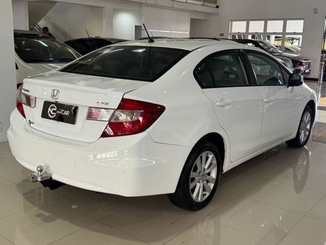 Honda Civic Sedan LXS 1.8/1.8 Flex 16V Mec. 4p
