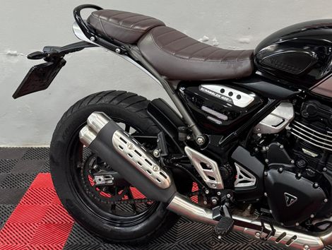 TRIUMPH SCRAMBLER 400 X