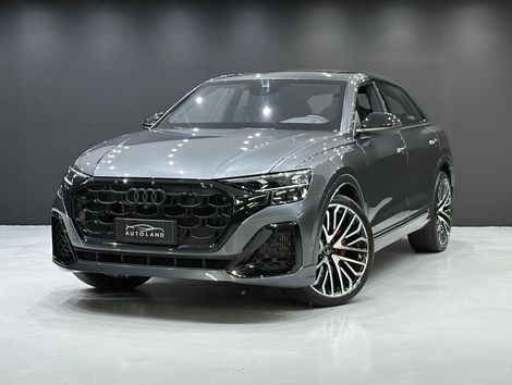 Audi Q8 Perf.Black 3.0 TFSI Quat. S-tr/(Híb.)