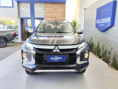 Mitsubishi L200 Triton Sport HPE-S 2.4 CD Dies. Aut