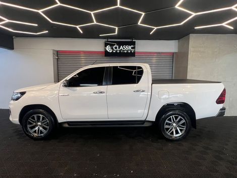 Toyota Hilux CD SRV 4x2 2.7 Flex 16V Aut.