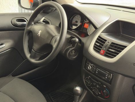 Peugeot 207 XR 1.4 Flex 8V 5p