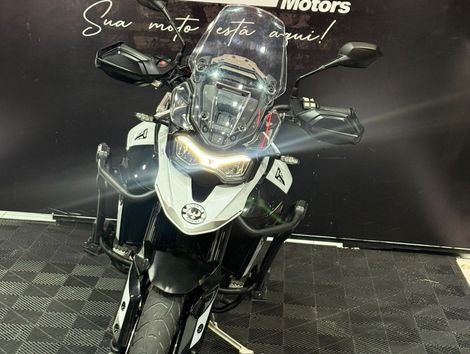 TRIUMPH TIGER 900 GT