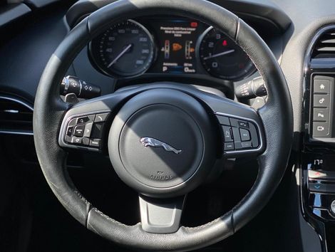 Jaguar XE 2.0 Turbocharged Pure 240cv Aut.