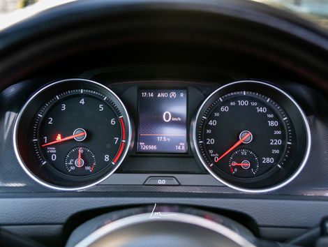 VolksWagen Golf GTi 2.0 TSI 220cv Aut.