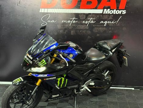 YAMAHA YZF R-3 321/ABS