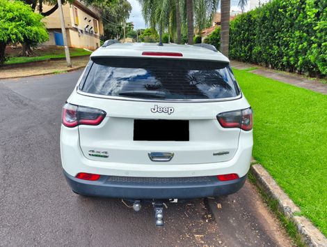 Jeep COMPASS LONGITUDE 2.0 4x4 Dies. 16V Aut.