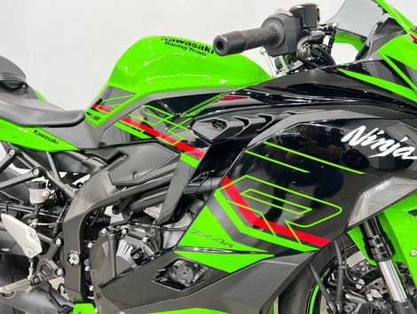 KAWASAKI NINJA ZX-4R