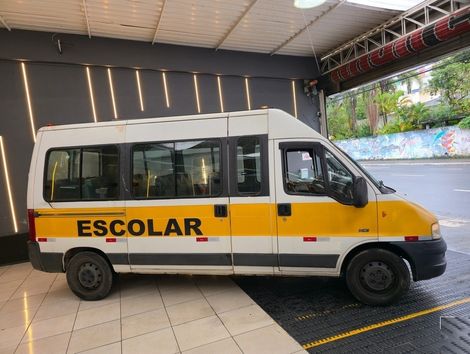 Peugeot Boxer 2.3 Minibus 15/16L TB Diesel.