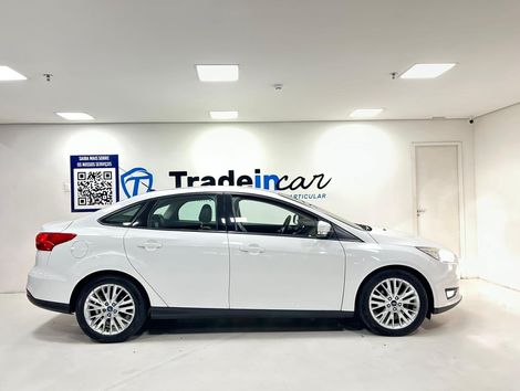 Ford Focus 2.0 16V/SE/SE Plus Flex 5p Aut.