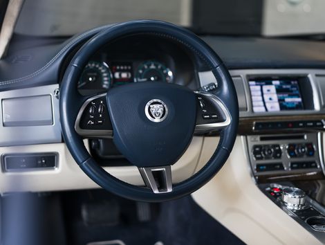 Jaguar XF 3.0 Portfolio Supercharged V6 Aut.