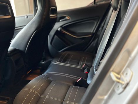 Mercedes GLA 200 Advance 1.6/1.6 TB 16V Flex Aut.