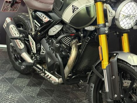 TRIUMPH SCRAMBLER 400 X