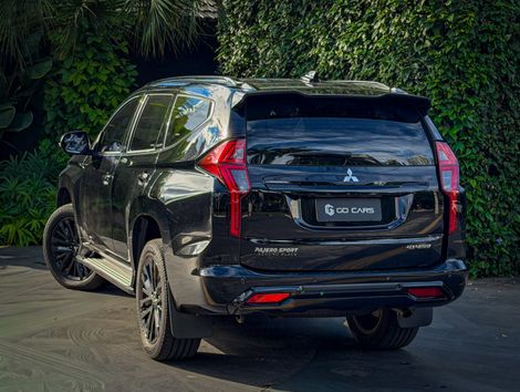 Mitsubishi Pajero Sport Le.Black 2.4 4x4 (Die) Aut.