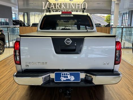 Nissan Frontier SV AT. CD 4x4 2.5 TB Dies. Aut.