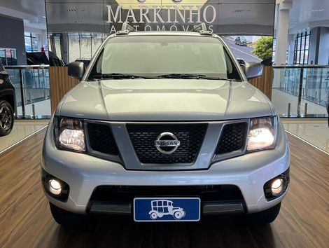 Nissan Frontier SV AT. CD 4x4 2.5 TB Dies. Aut.