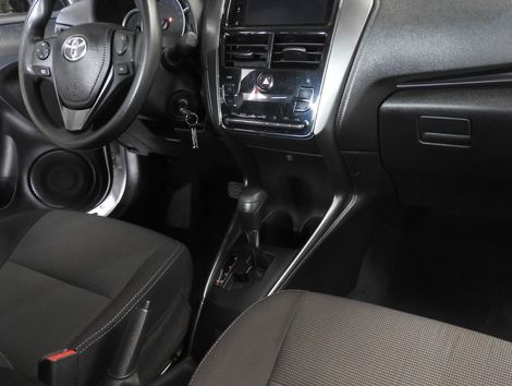 Toyota YARIS XL Sedan 1.5 Flex 16V 4p Aut.