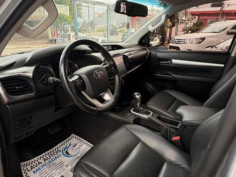 Toyota Hilux CD SRV 4x4 2.8 TDI Diesel Aut.