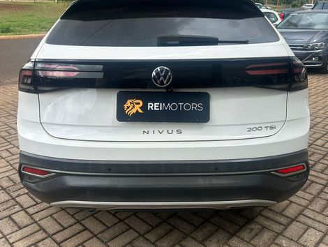 VolksWagen Nivus Highline 1.0 200 TSI Flex Aut.