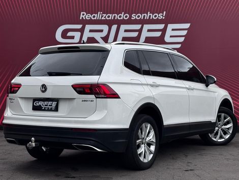VolksWagen TIGUAN Allspac Comf 250 TSI 1.4 Flex