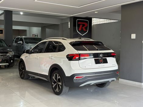VolksWagen Nivus Highline 1.0 200 TSI Flex Aut.