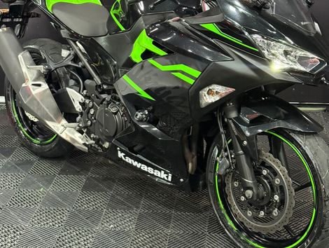 KAWASAKI NINJA 400