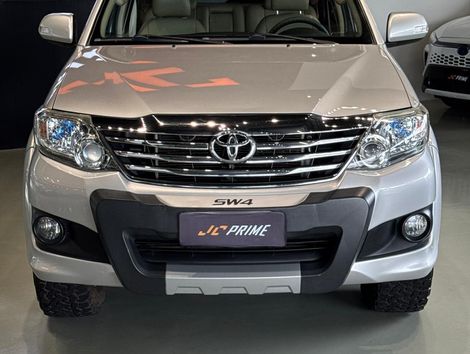 Toyota Hilux SW4 SR 4x2 2.7/ 2.7 Flex 16V Aut.