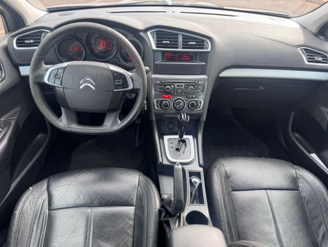 Citroën C4 LOUNGE Tendance 2.0 Flex 4p Aut.