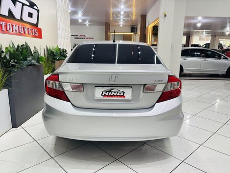 Honda Civic Sedan LXS 1.8/1.8 Flex 16V Aut. 4p