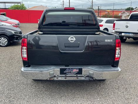 Nissan Frontier LE CD 4x4 2.5 TB Diesel Mec.