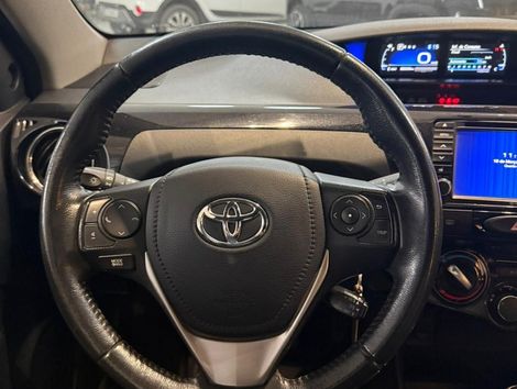 Toyota ETIOS PLATINUM Sed. 1.5 Flex 16V 4p Aut.