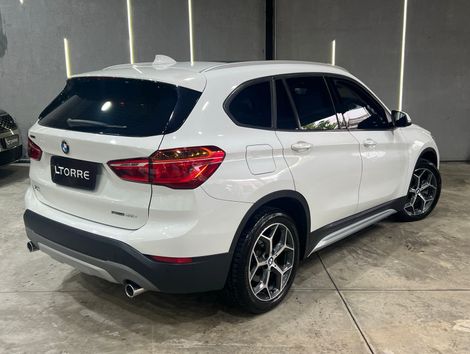 BMW X1 SDRIVE 20i X-Line 2.0 TB Active Flex