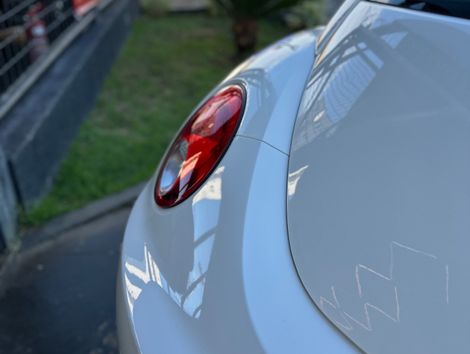 VolksWagen New Beetle 2.0 Mi Mec./Aut.