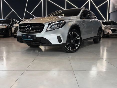 Mercedes GLA 200 Night 1.6. TB 16V Flex Aut.