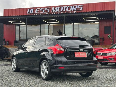 Ford Focus 1.6 S/SE/SE Plus Flex 8V/16V  5p