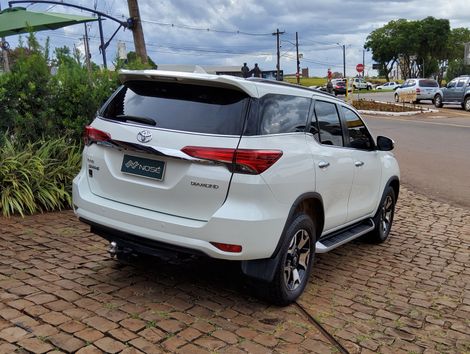 Toyota Hilux CD SRV 4x4 2.8 TDI Diesel Aut.