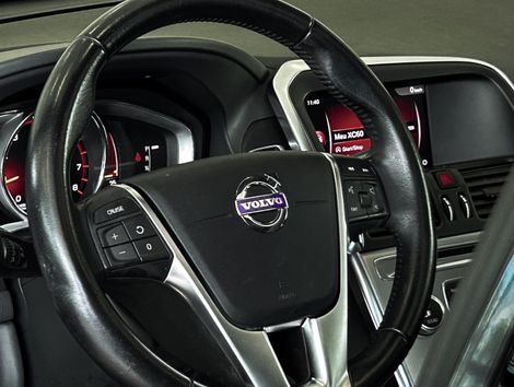 Volvo XC 60 T-5 MOMENTUM 2.0 245cv FWD 5p