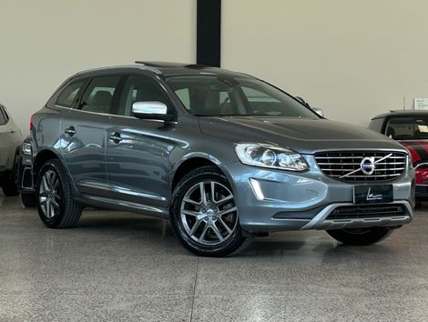 Volvo XC 60 T-5 MOMENTUM 2.0 245cv FWD 5p