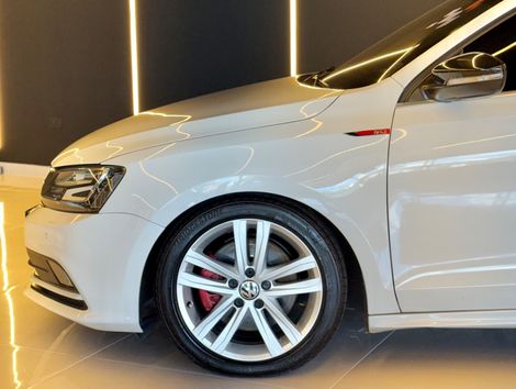 VolksWagen JETTA Highline 2.0 TSI 16V 4p Tiptronic