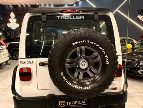 Troller T-4 4x4 3.0 TB Int. Cap. Rígida Diesel