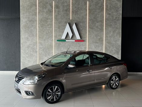 Nissan VERSA SL 1.6 16V FlexStart 4p Aut.