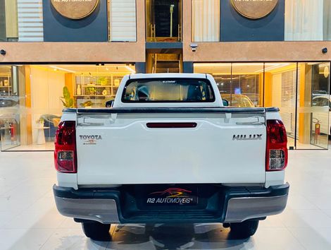 Toyota Hilux CS 4x4 2.8 TDI Diesel Mec.