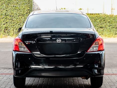 Nissan VERSA 1.0 12V FlexStart 4p Mec.