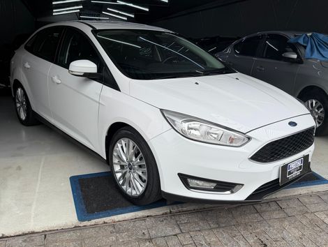 Ford Focus 2.0 16V/SE/SE Plus Flex 5p Aut.