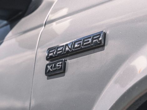 Ford Ranger XLS 2.3 16V 145cv/150cv 4x2 CS